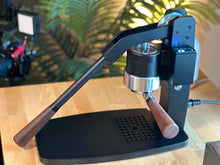 Load image into Gallery viewer, Turin Axis Lever Espresso Machine