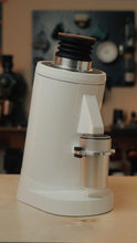 Load image into Gallery viewer, Turin DF83 v3 Single Dose Grinder