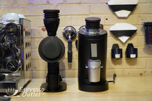 Load image into Gallery viewer, Turin DF83V Variable Speed Coffee / Espresso Grinder
