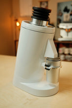 Load image into Gallery viewer, Turin DF83 v3 Single Dose Grinder