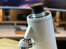 Load image into Gallery viewer, Turin DF83 v3 Single Dose Grinder