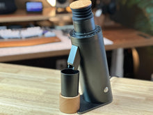 Load image into Gallery viewer, OPEN BOX Turin DF64V Grinder - Variable Speed Single Dose Grinder