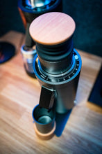 Load image into Gallery viewer, OPEN BOX Turin DF64V Grinder - Variable Speed Single Dose Grinder