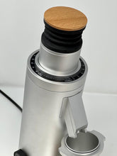 Load image into Gallery viewer, OPEN BOX Turin DF64V Grinder - Variable Speed Single Dose Grinder