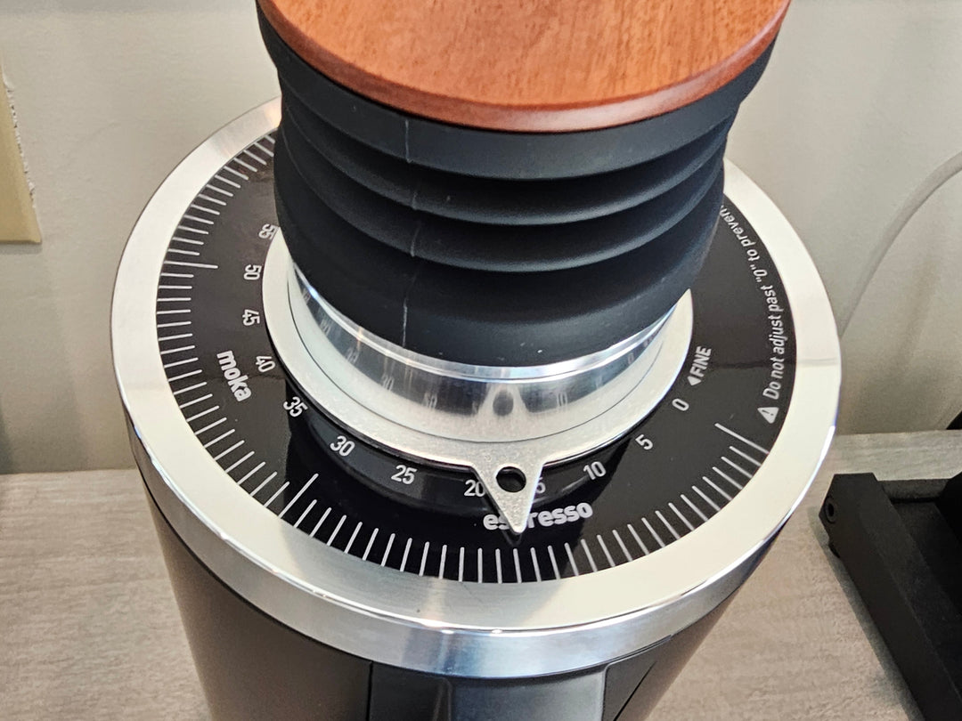 Turin DF83 Gen 2 — numbered adjustment collar close-up