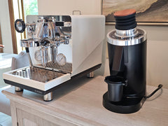 Turin DF83 Gen 2 — grinder and coffee machine, wider view