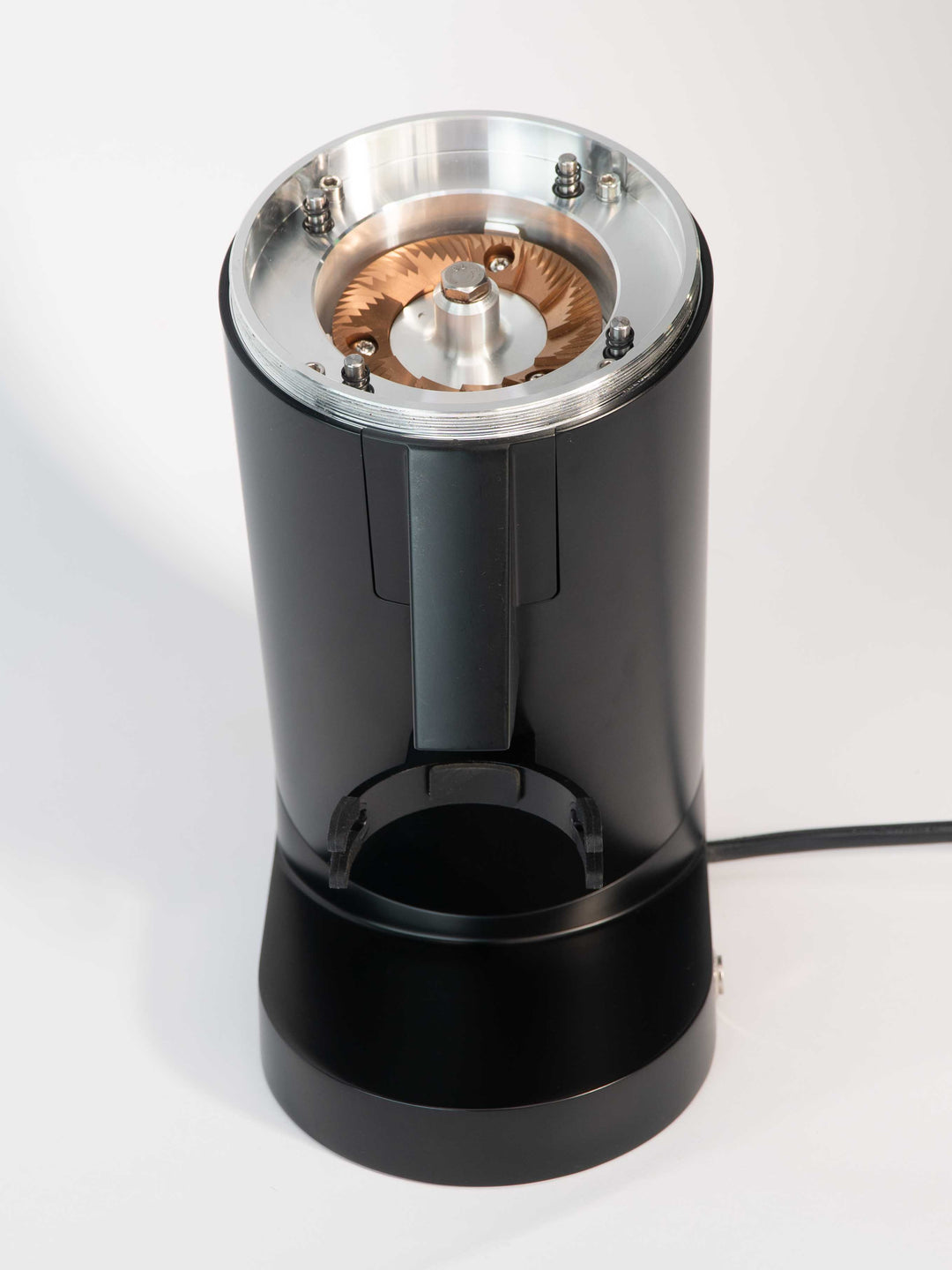 Turin DF83 Gen 2 — open grinding chamber from front