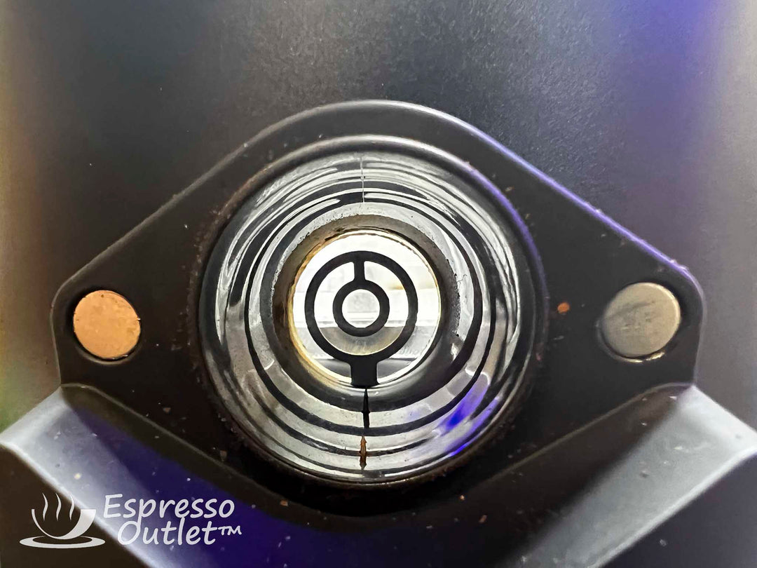 Turin DF83V — rear vent and power connection