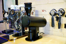 Load image into Gallery viewer, Turin DF83V Variable Speed Coffee / Espresso Grinder
