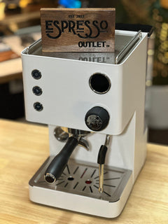 Turin Legato V2 — white machine with coffee bag on top